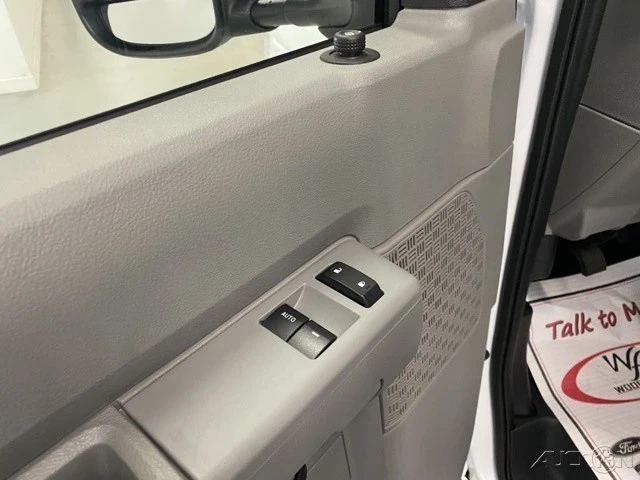 2025 Ford Econoline Van - Image 11 of 12