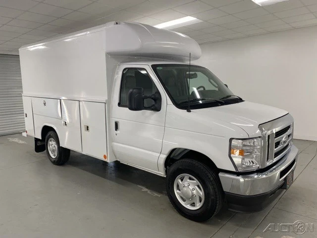 2025 Ford Econoline Van - Image 3 of 12