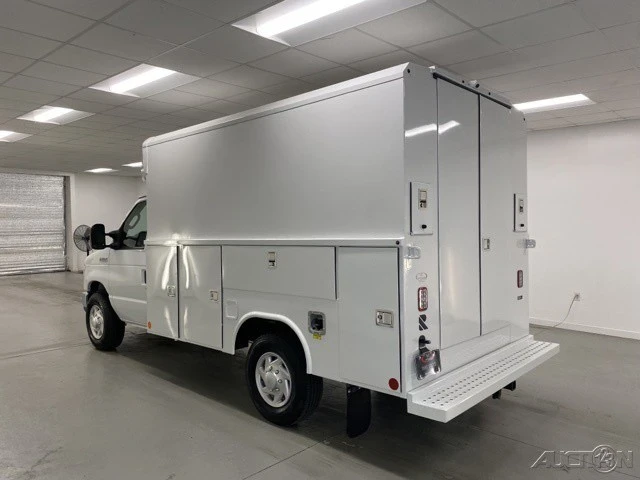 2025 Ford Econoline Van - Image 7 of 12