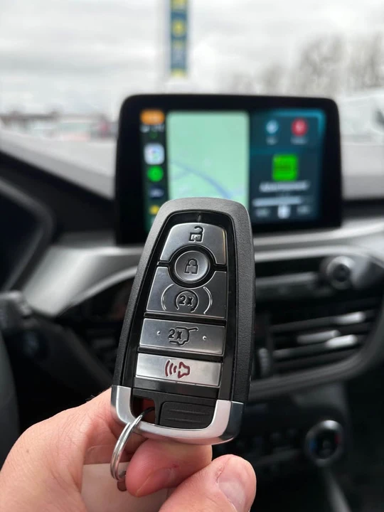 2025 Ford Escape - Image 18 of 19