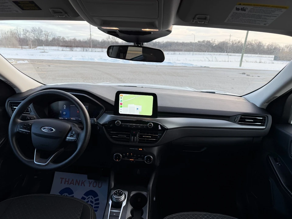 2025 Ford Escape - Image 16 of 21