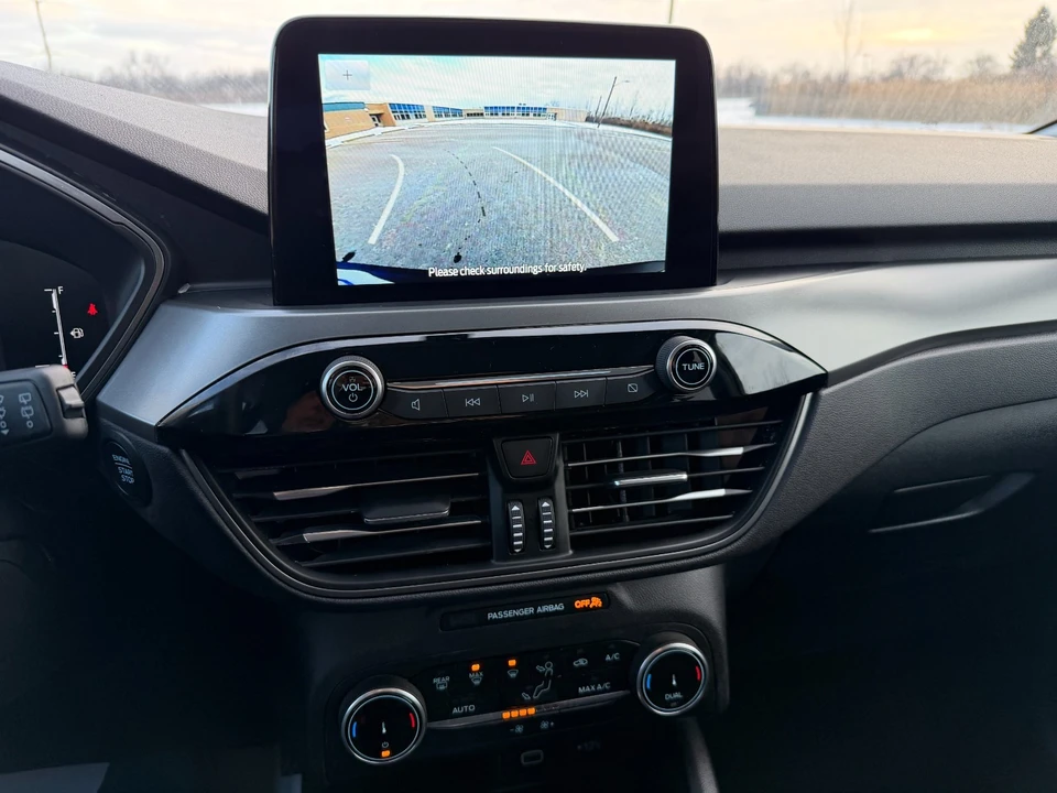 2025 Ford Escape - Image 20 of 21