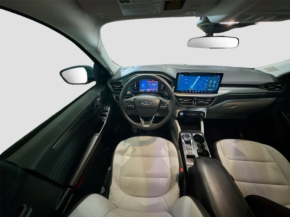 2025 Ford Escape - Image 3 of 21