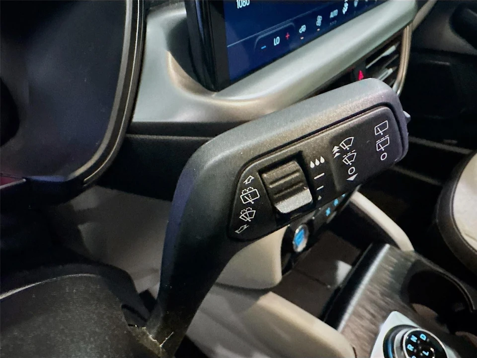 2025 Ford Escape - Image 6 of 21