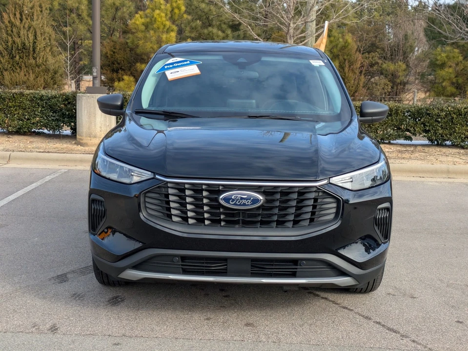 2025 Ford Escape - Image 9 of 12