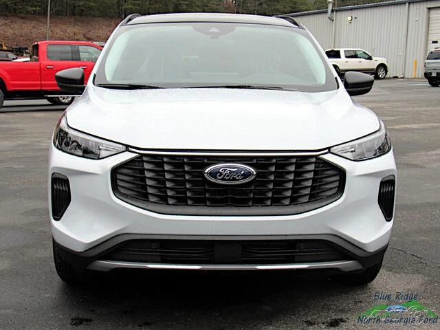 2025 Ford Escape - Image 20 of 21