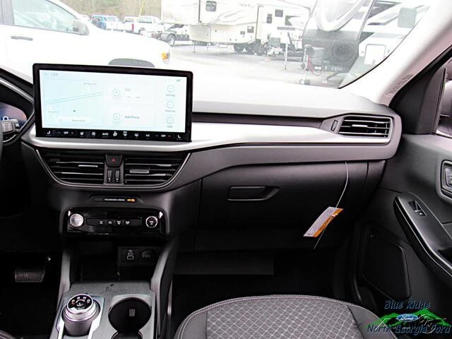2025 Ford Escape - Image 16 of 21