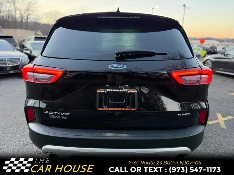 2025 Ford Escape - Image 10 of 12