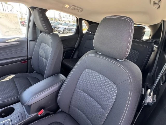 2025 Ford Escape - Image 19 of 21