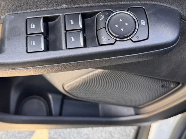 2025 Ford Escape - Image 16 of 21