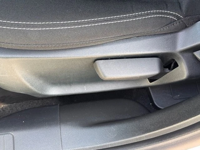 2025 Ford Escape - Image 18 of 21