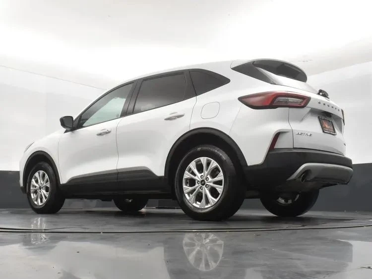 2025 Ford Escape - Image 12 of 12