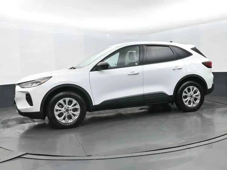 2025 Ford Escape - Image 5 of 12
