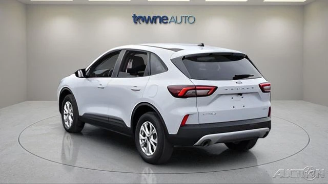 2025 Ford Escape - Image 3 of 21