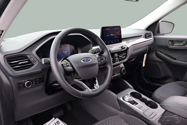 2025 Ford Escape - Image 13 of 21