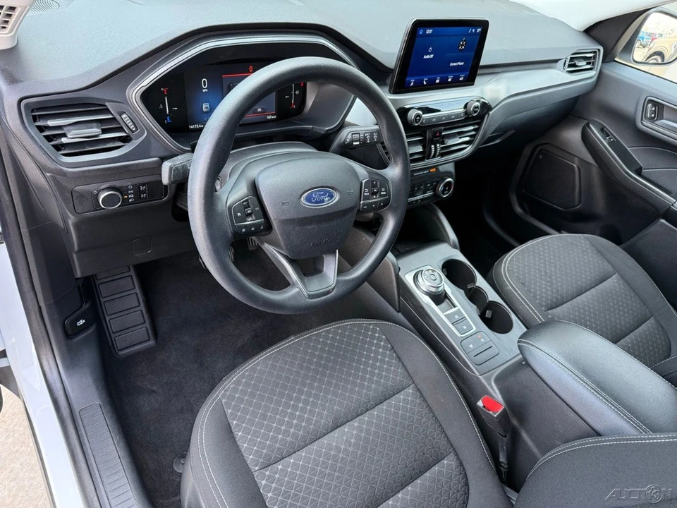 2025 Ford Escape - Image 11 of 12