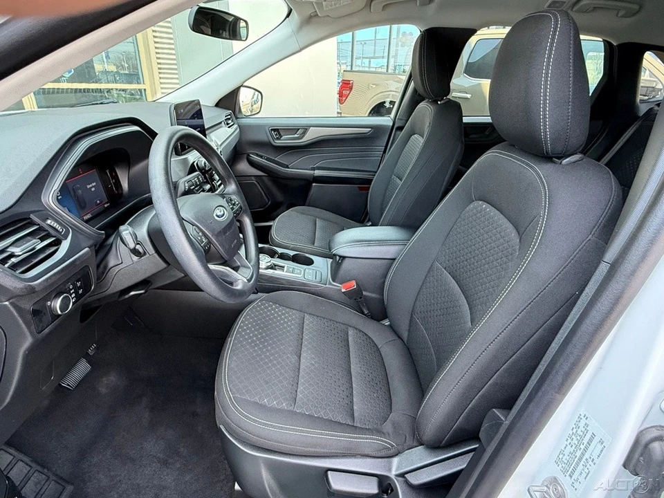 2025 Ford Escape - Image 12 of 12