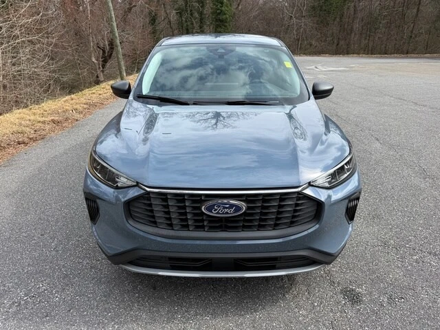 2025 Ford Escape - Image 3 of 12