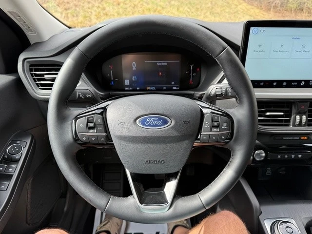 2025 Ford Escape - Image 18 of 21