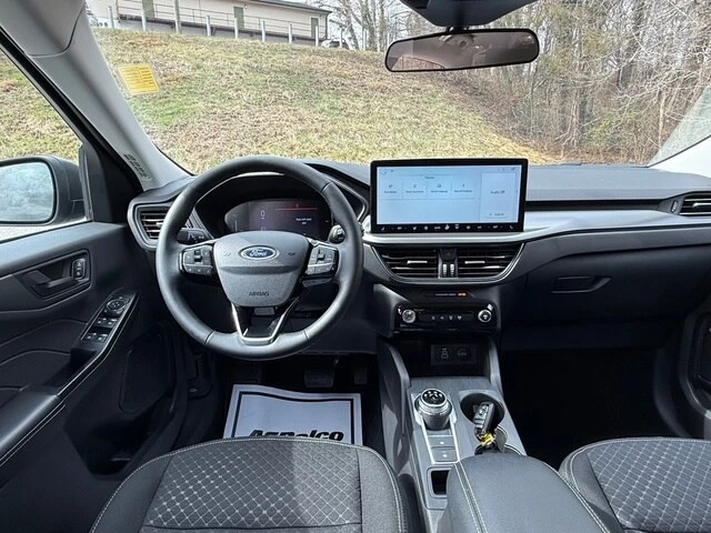 2025 Ford Escape - Image 10 of 12
