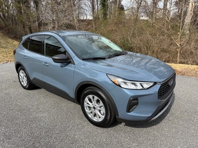 2025 Ford Escape - Image 4 of 21
