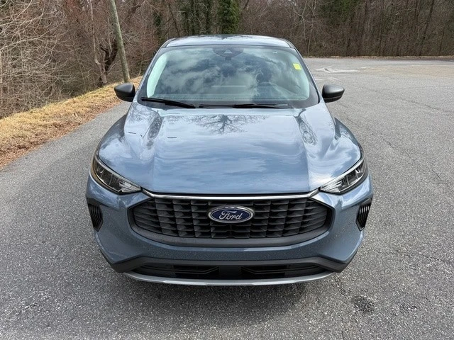 2025 Ford Escape - Image 3 of 21