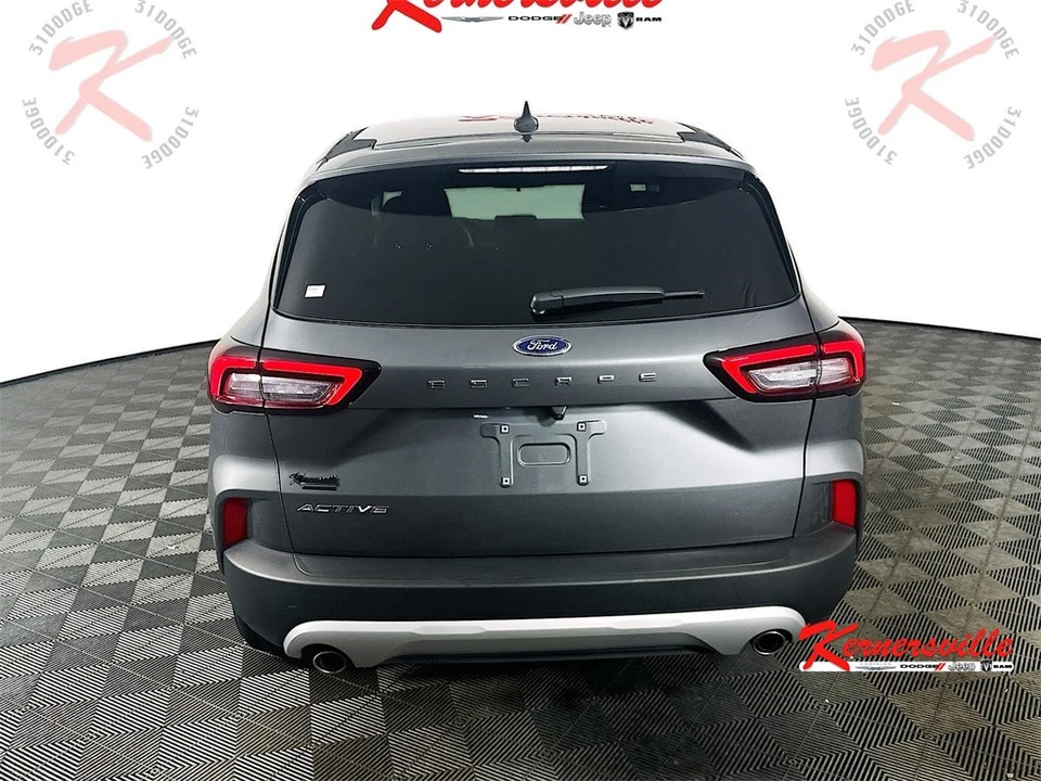 2025 Ford Escape - Image 6 of 21