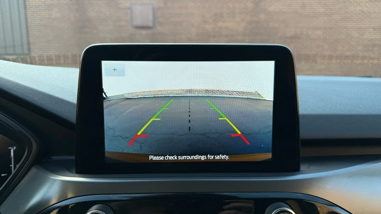 2025 Ford Escape - Image 18 of 21