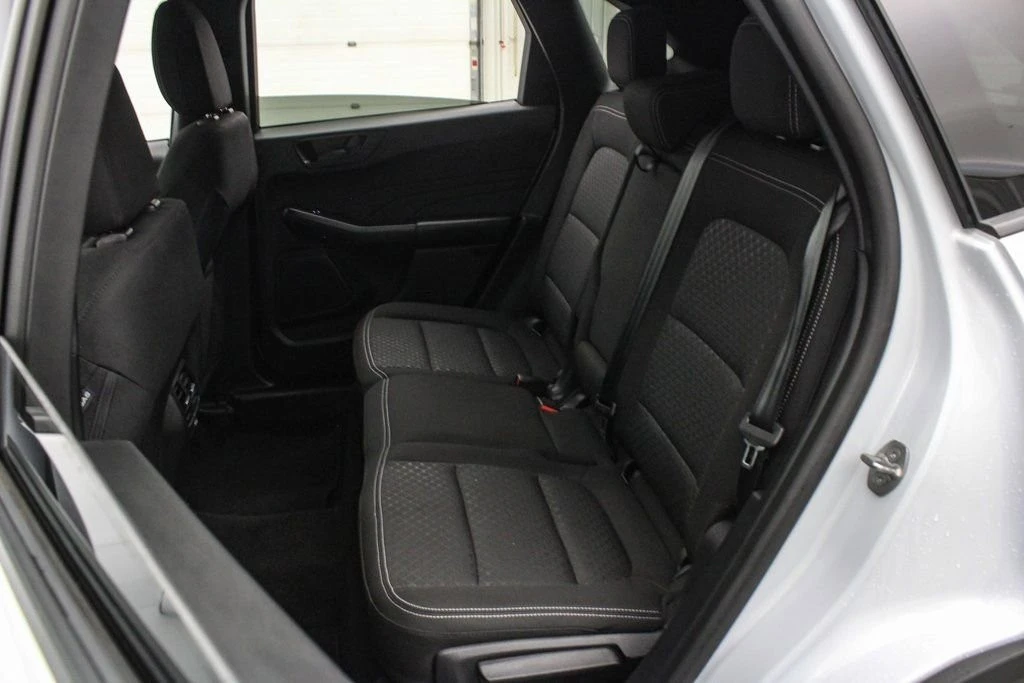 2025 Ford Escape - Image 19 of 21