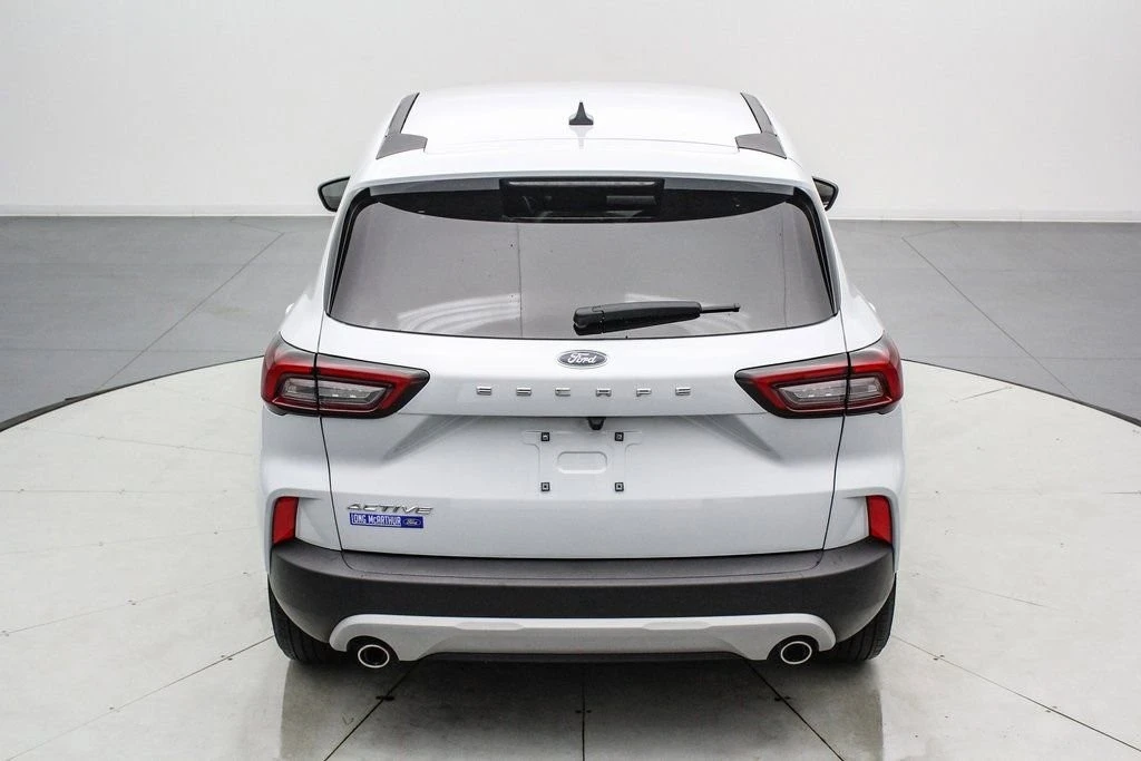 2025 Ford Escape - Image 6 of 21