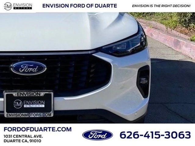 2025 Ford Escape - Image 5 of 12