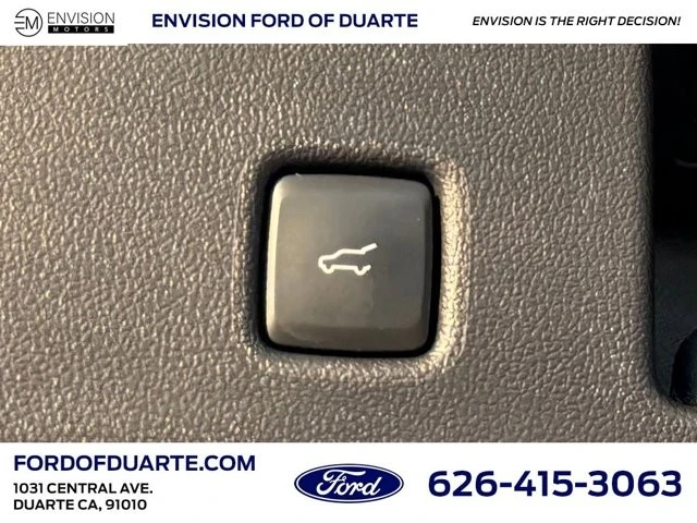 2025 Ford Escape - Image 10 of 12