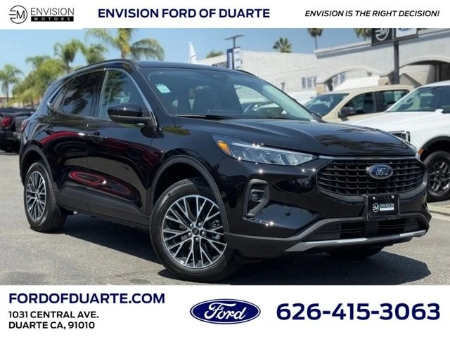 2025 Ford Escape - Image 2 of 12
