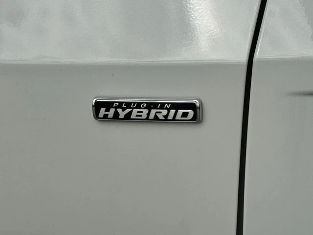 2025 Ford Escape - Image 5 of 6
