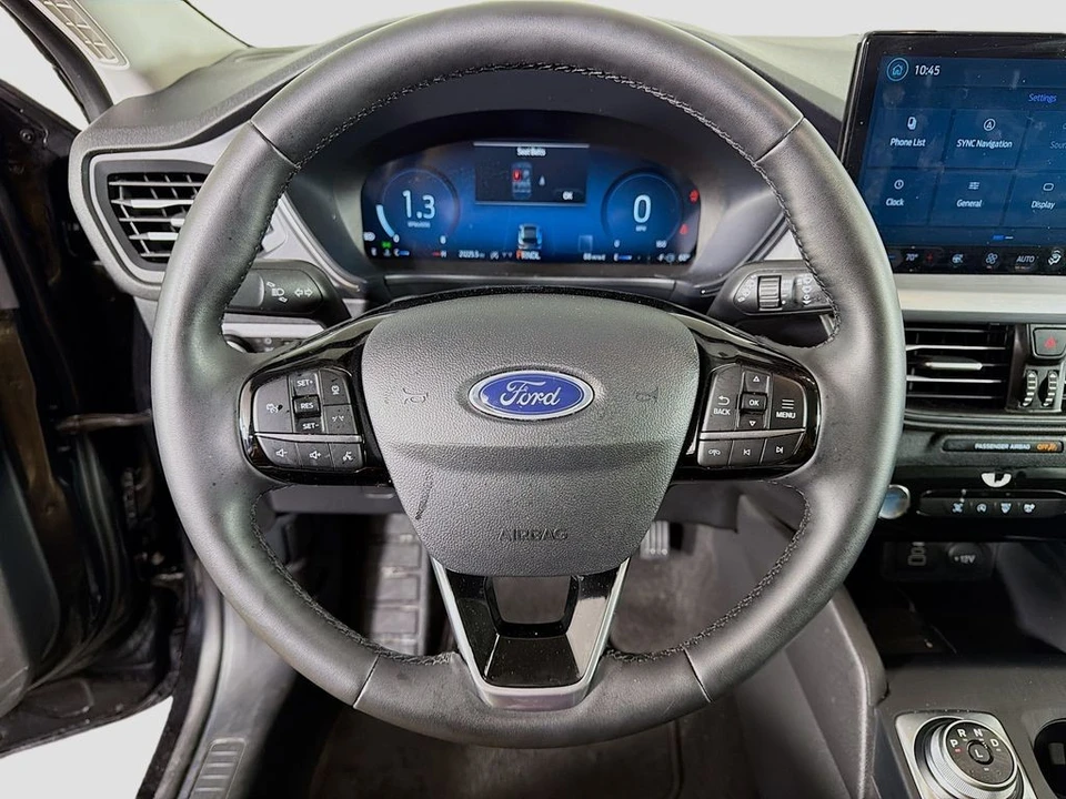 2025 Ford Escape - Image 13 of 21