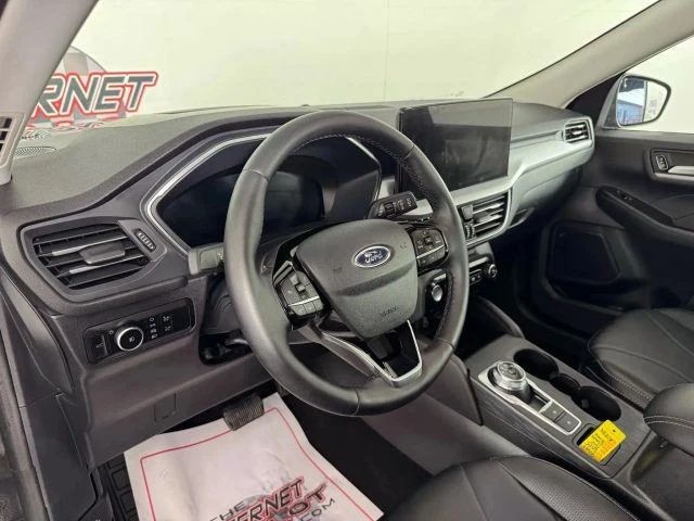 2025 Ford Escape - Image 10 of 12
