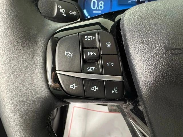 2025 Ford Escape - Image 16 of 21