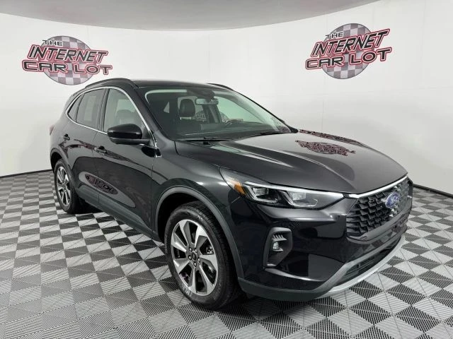 2025 Ford Escape - Image 9 of 21