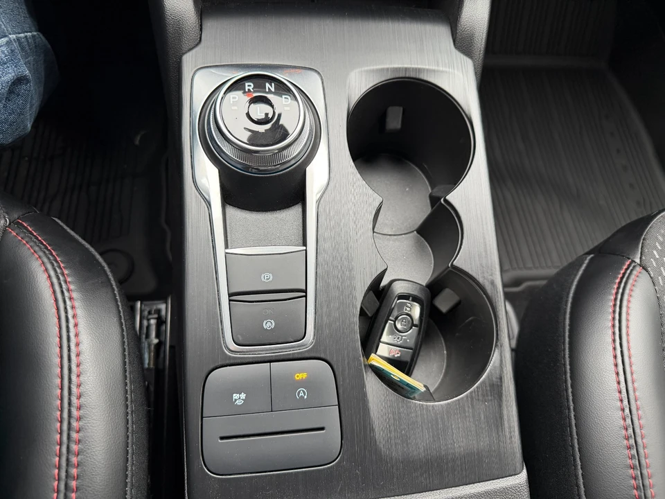 2025 Ford Escape - Image 20 of 21