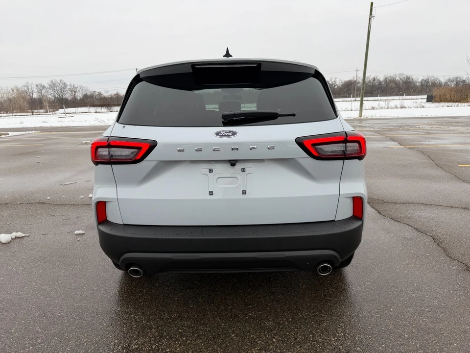 2025 Ford Escape - Image 6 of 21
