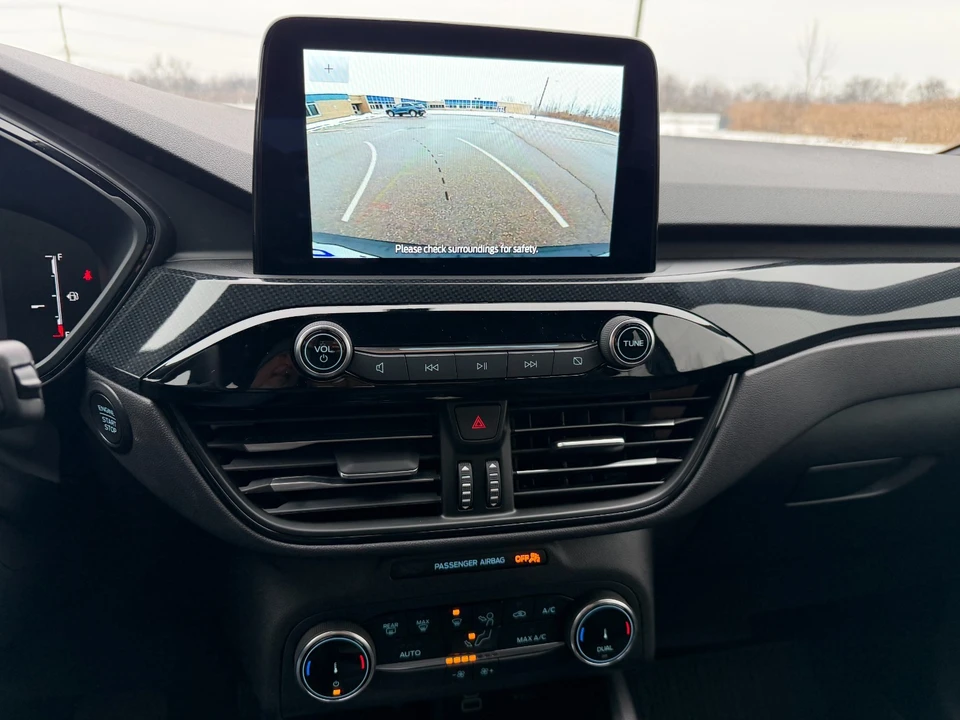 2025 Ford Escape - Image 19 of 21