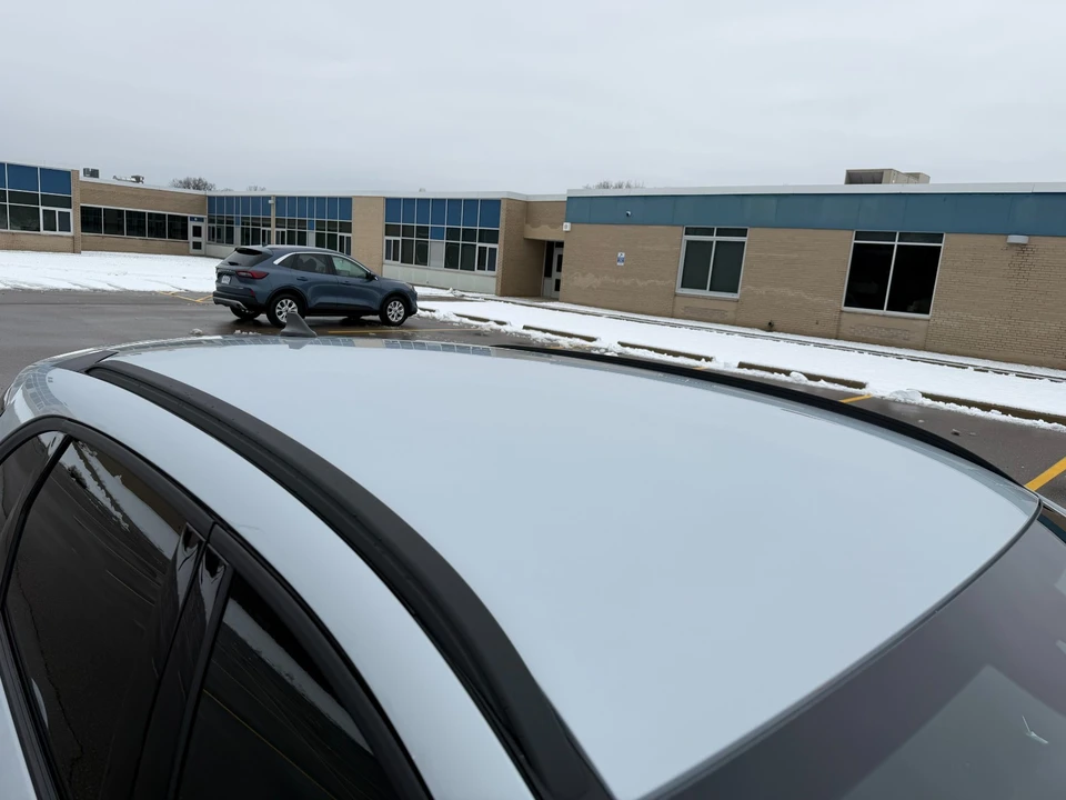 2025 Ford Escape - Image 9 of 21