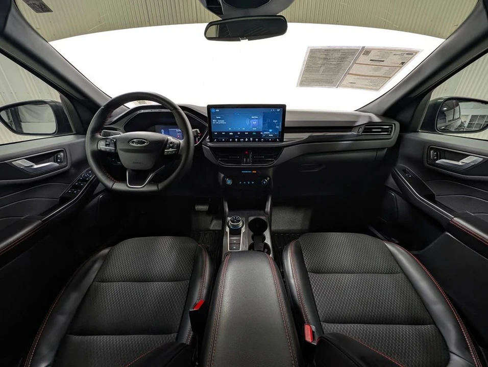 2025 Ford Escape - Image 3 of 13