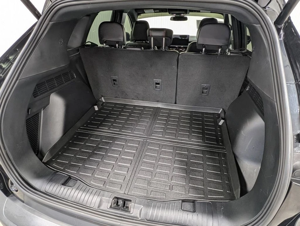 2025 Ford Escape - Image 9 of 13