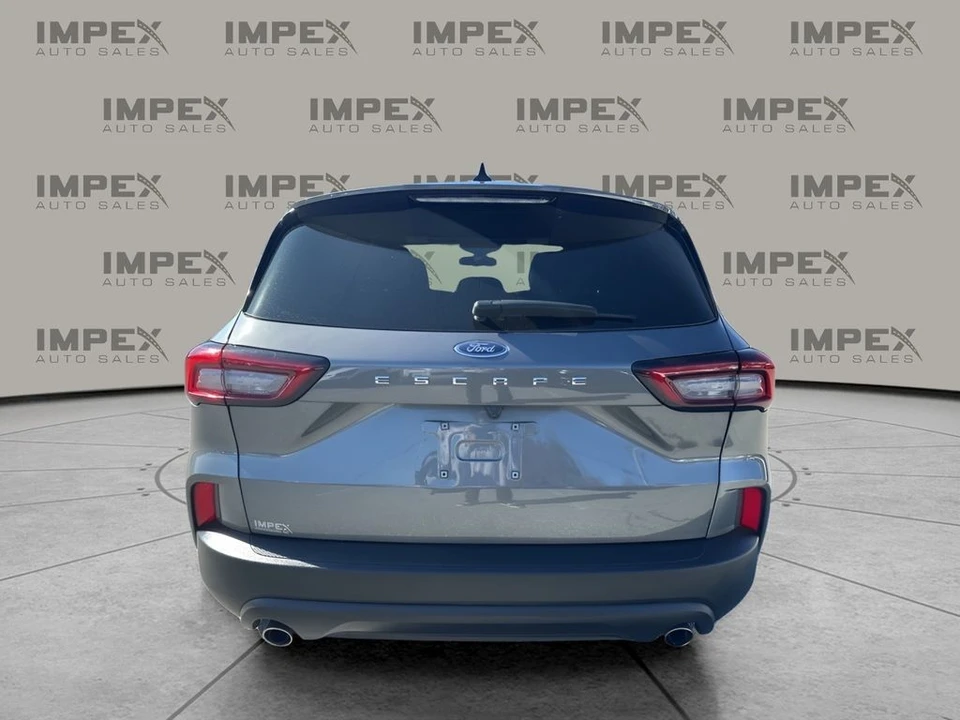 2025 Ford Escape - Image 4 of 21