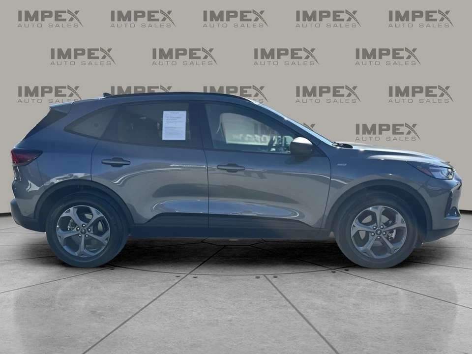 2025 Ford Escape - Image 6 of 21