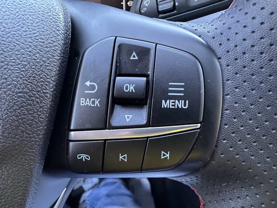 2025 Ford Escape - Image 22 of 31