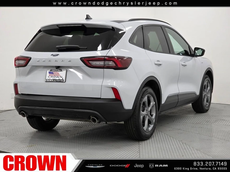 2025 Ford Escape - Image 7 of 21