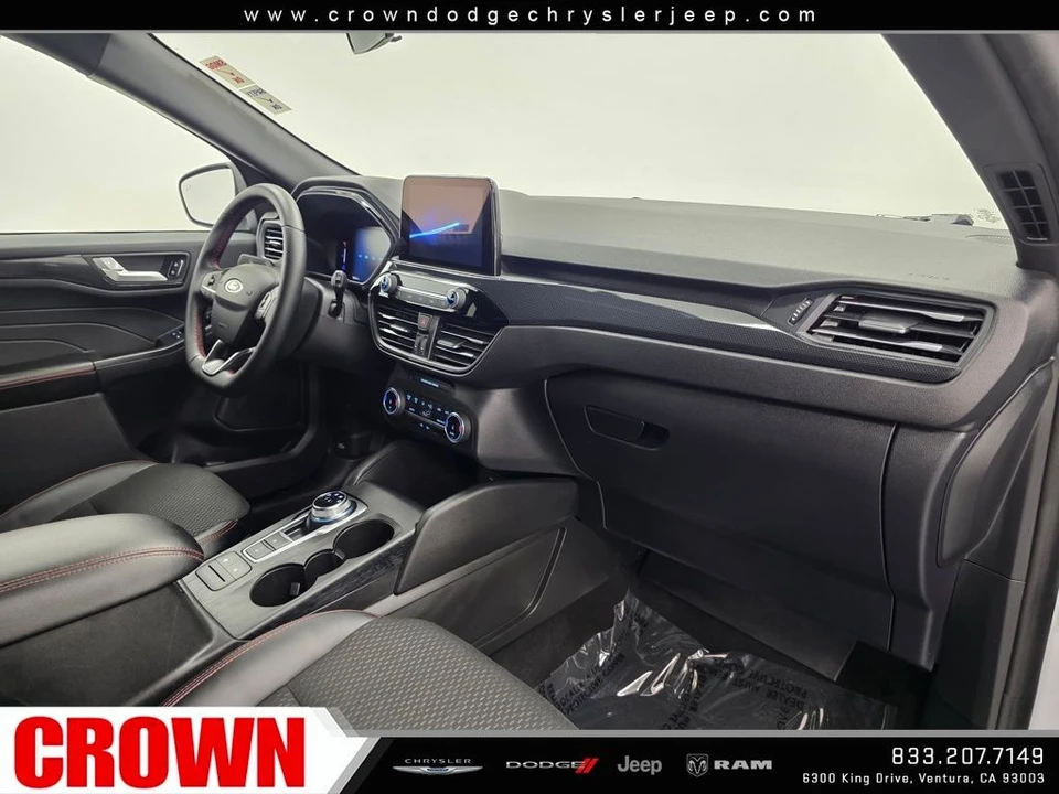 2025 Ford Escape - Image 12 of 21