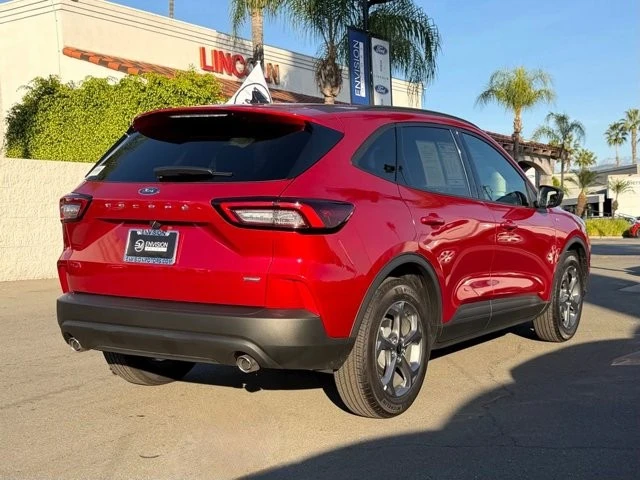 2025 Ford Escape - Image 8 of 12